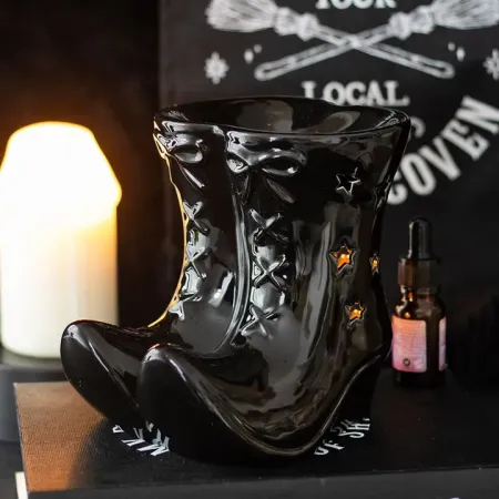 Quemador de Wax Melts "Botas de Bruja" 🖤✨